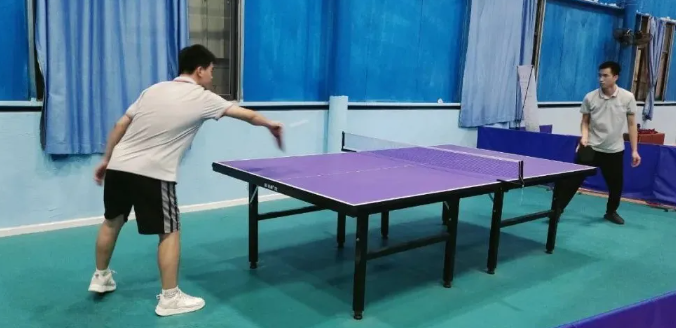 广西中科普慧能源开展职工羽毛球、乒乓球团建活动